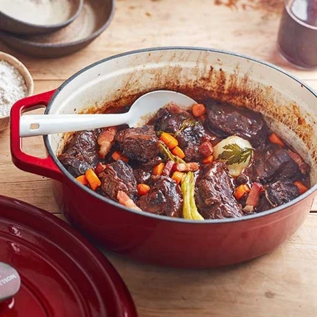 Cocotte En Fonte Ovale 29 Cm 4 L Rouge 4 Cocotte En Fonte Ovale 29 Cm 4 L Rouge – Image 2