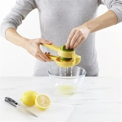 Joseph Joseph Presse-agrumes JuiceMax 11 Joseph Joseph Presse-agrumes JuiceMax -Cuisine À La Maison 606038 4 1 Presse agrumes JuiceMax Joseph Joseph