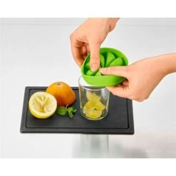 Presse-agrume For Drinks -Cuisine À La Maison 613032 4 1 Presse agrume For Drinks Betty Bossi